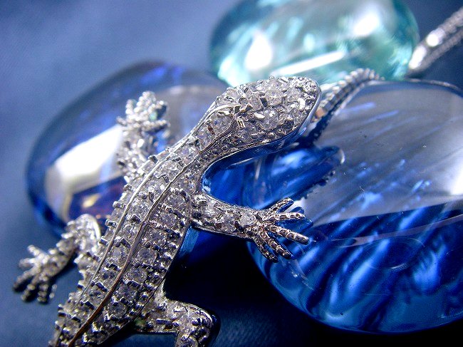 ���U�[�h�@�g�J�Q�E���`�[�t�@�y���_���g