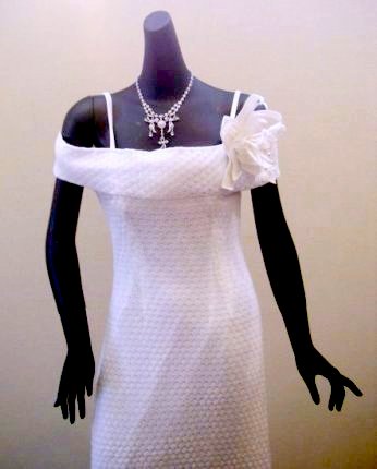 ���{�����`�[�t�@�L���[�r�b�N�W���R�j�A�E�l�b�N���X