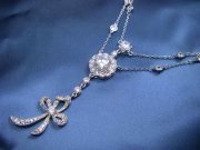 CZ�@�L���[�r�b�N�W���R�j�A�@�l�b�N���X