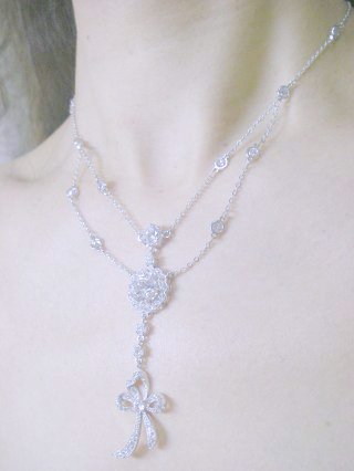 ���{�����`�[�t�@�L���[�r�b�N�W���R�j�A�̃l�b�N���X