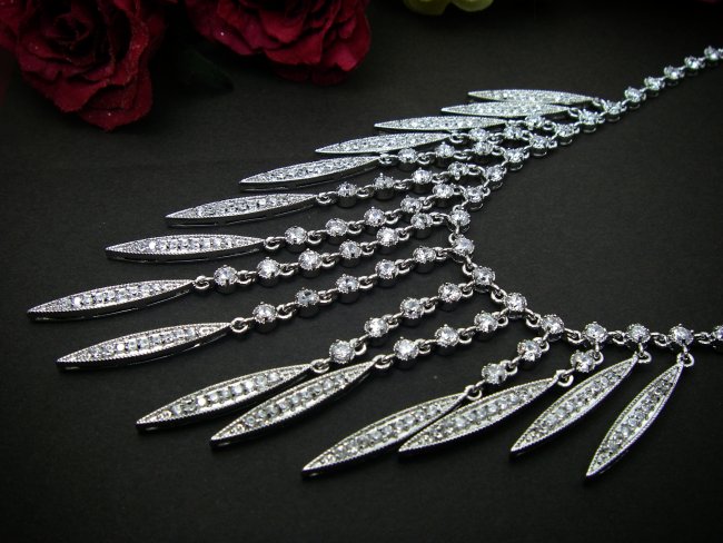 CZ Necklace�@�L���[�r�b�N�W���R�j�A�E�A�N�Z�T���[�@�l�b�N���X