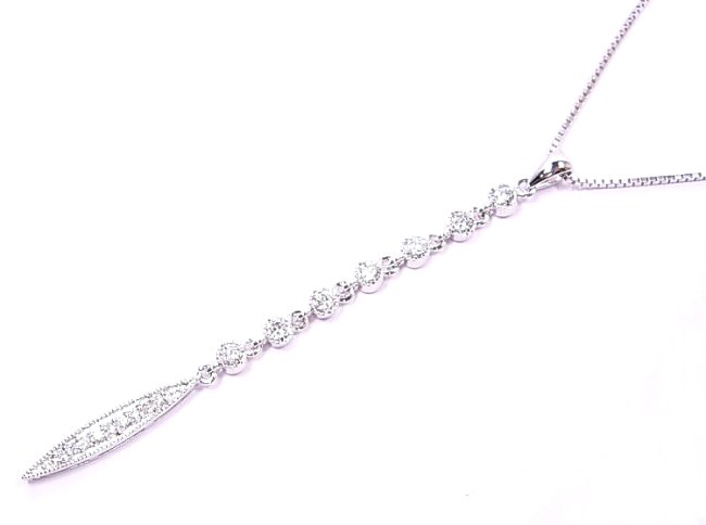 �L���[�r�b�N�W���R�j�A�̃y���_���g