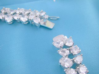 �l�b�N���X