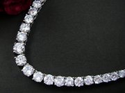 CZ�@�L���[�r�b�N�W���R�j�A�@�l�b�N���X