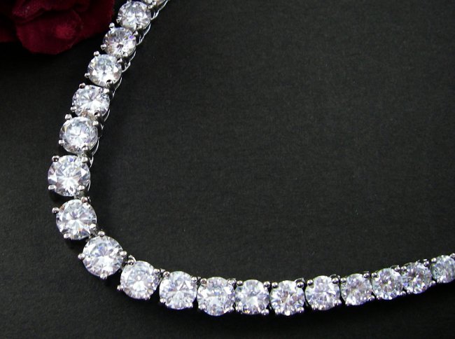 �O���f�[�V�����@�e�j�X�l�b�N���X