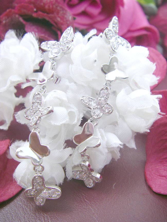 �o�^�t���C���`�[�t�@�s�A�X�@�L���[�r�b�N�W���R�j�A�E�A�N�Z�T���[