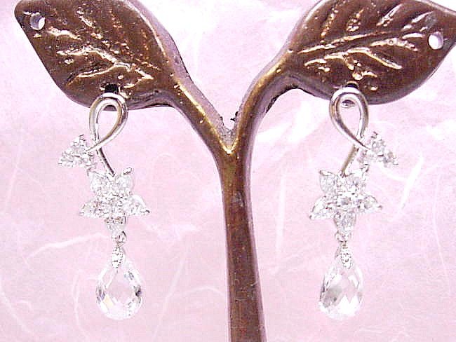 �t�����[���`�[�t�@�s�A�X�@�L���[�r�b�N�W���R�j�A�E�A�N�Z�T���[