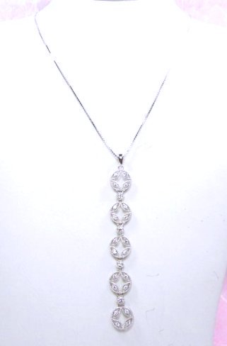 �L���[�r�b�N�W���R�j�A�@�y���_���g