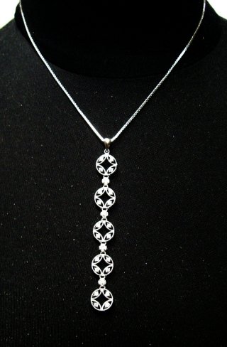 �L���[�r�b�N�W���R�j�A�@�y���_���g