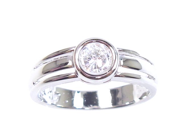 �L���[�r�b�N�W���R�j�A�̃����O�i�w�ցj