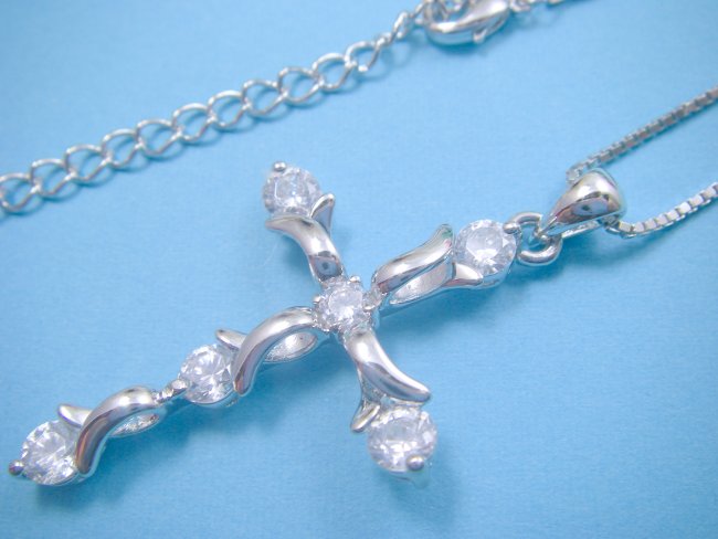 �L���[�r�b�N�W���R�j�A�@�N���X�@�y���_���g