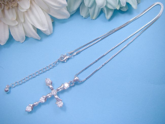 �L���[�r�b�N�W���R�j�A�@�N���X�@�y���_���g