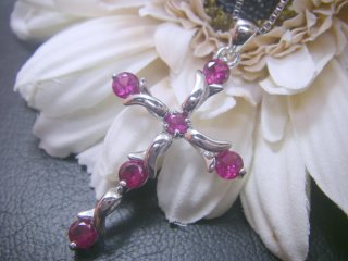 ���r�[�@�N���X�@�y���_���g