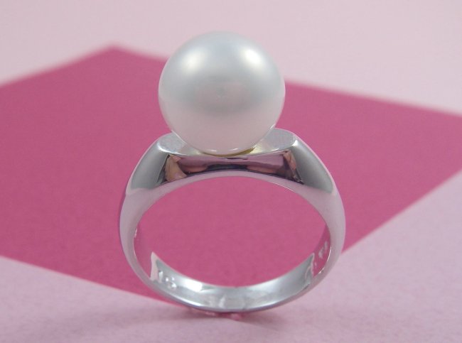 �p�[���̃����O