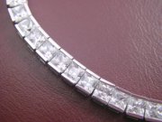 CZ�@�L���[�r�b�N�W���R�j�A�@�l�b�N���X