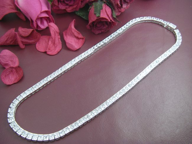 �e�j�X�l�b�N���X