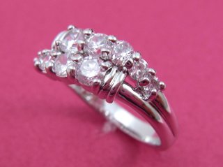 �L���[�r�b�N�W���R�j�A�@�����O