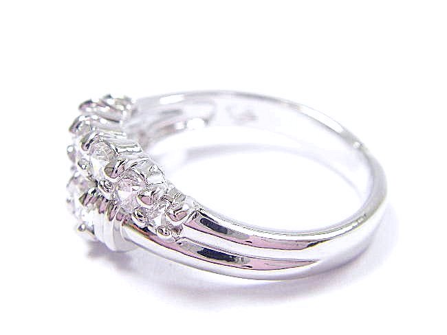 �L���[�r�b�N�W���R�j�A�@�����O