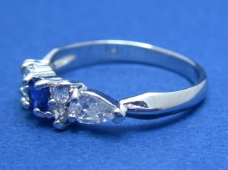 CZ�A�N�Z�T���[�@�L���[�r�b�N�W���R�j�A�@�����O�i�w�ցj