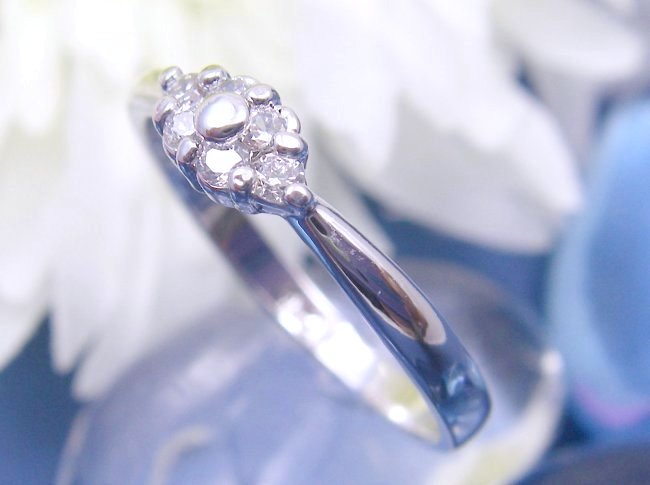 �L���[�r�b�N�W���R�j�A�@�����O