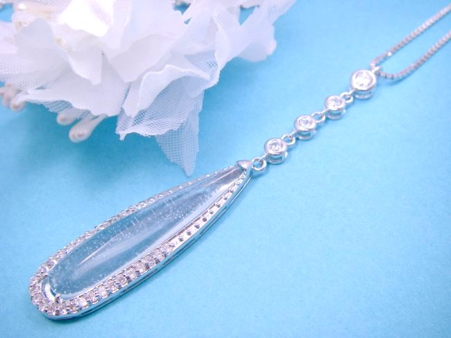 �L���[�r�b�N�W���R�j�A�̃����O�E�y���_���g