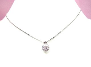 �L���[�r�b�N�W���R�j�A�̃y���_���g