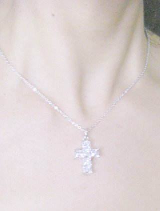 �\���ˁ@�N���X�E�y���_���g�@�L���[�r�b�N�W���R�j�A�̃y���_���g