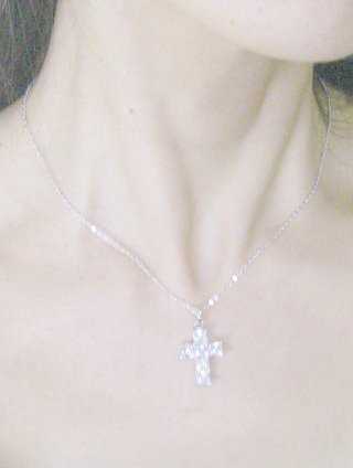 �\���ˁ@�N���X�E�y���_���g�@�L���[�r�b�N�W���R�j�A�̃y���_���g