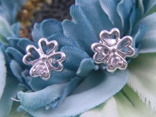 �L���[�r�b�N�W���R�j�A �s�A�X�@�N���[�o�[