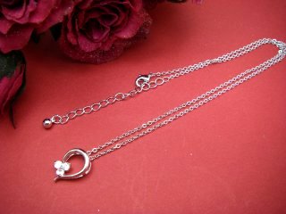 �L���[�r�b�N�W���R�j�A�E�A�N�Z�T���[�@�y���_���g