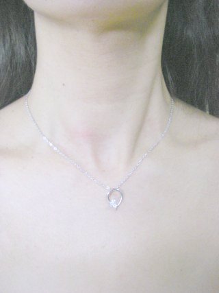 �L���[�r�b�N�W���R�j�A�E�A�N�Z�T���[�@�y���_���g