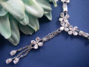 CZ�@�L���[�r�b�N�W���R�j�A�@�l�b�N���X�@�t�����[