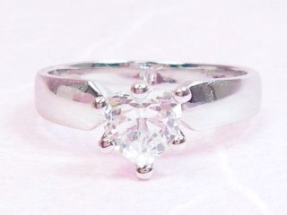 �n�[�g�V�F�C�v�@�L���[�r�b�N�W���R�j�A�@�����O