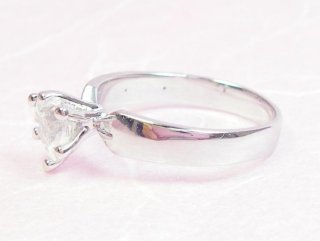 �n�[�g�V�F�C�v�@�L���[�r�b�N�W���R�j�A�@�����O