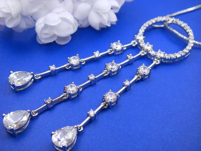 CZ�@SV�L���[�r�b�N�W���R�j�A�@�y���_���g