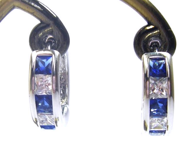 �t�[�v�E�s�A�X�@�L���[�r�b�N�W���R�j�A�E�A�N�Z�T���[