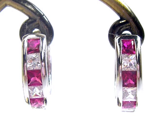 �t�[�v�E�s�A�X�@�L���[�r�b�N�W���R�j�A�E�A�N�Z�T���[