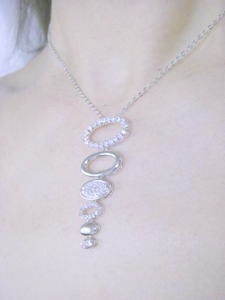 CZ�@SV�L���[�r�b�N�W���R�j�A�@�y���_���g