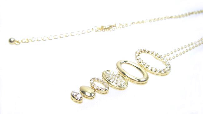 CZ�@SV�L���[�r�b�N�W���R�j�A�@�y���_���g