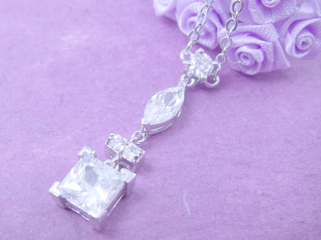 CZ�@SV�L���[�r�b�N�W���R�j�A�@�y���_���g