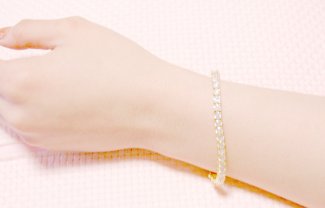 �S�[���h�@�e�j�X�u���X���b�g�@�L���[�r�b�N�W���R�j�A�E�A�N�Z�T���[