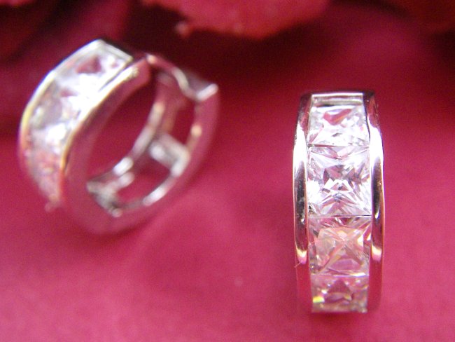 �t�[�v�s�A�X