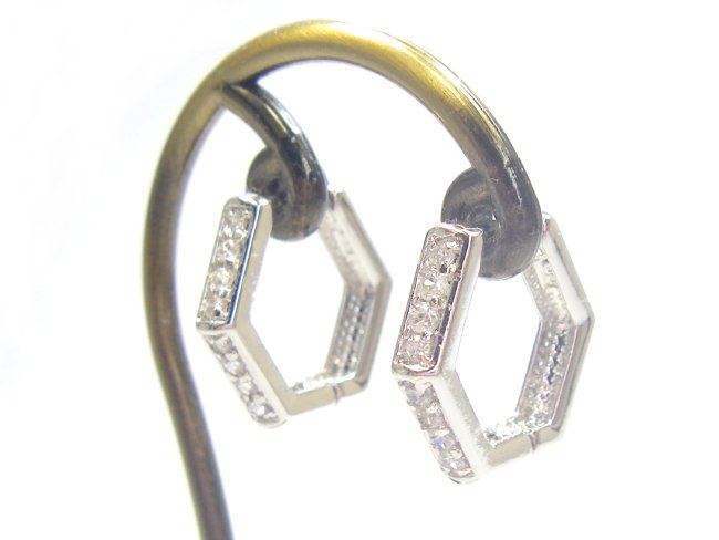 �t�[�v�s�A�X