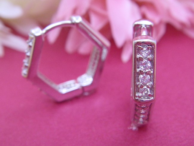 �t�[�v�s�A�X