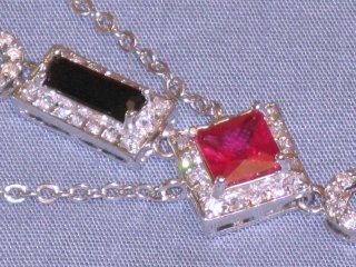 �L���[�r�b�N�W���R�j�A�@�u���b�N�@���b�h�@�l�b�N���X