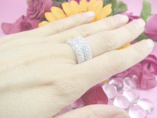 �L���[�r�b�N�W���R�j�A �����O