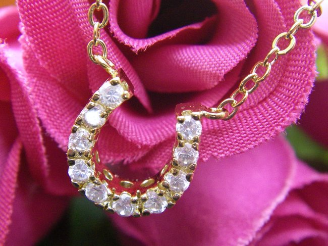 �n�����`�[�t�@�L���[�r�b�N�W���R�j�A�E�y���_���g