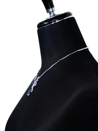 �T�t�@�C�ACZ �t�����[���`�[�t�@�l�b�N���X