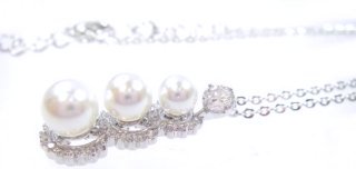 �p�[���@�y���_���g�@�L���[�r�b�N�W���R�j�A�E�A�N�Z�T���[