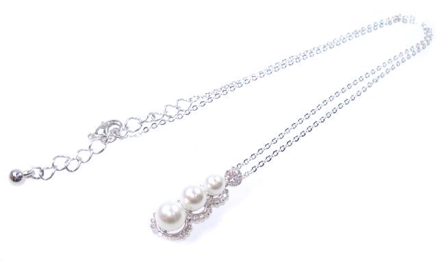 �p�[���@�y���_���g�@�L���[�r�b�N�W���R�j�A�E�A�N�Z�T���[